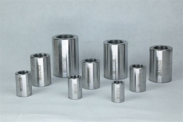 <font style='color:red'>直螺纹套筒</font>批发